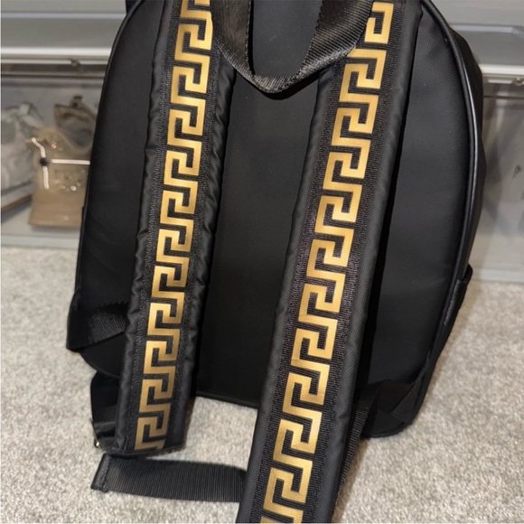 Versace backpack - Picture 2 of 2
